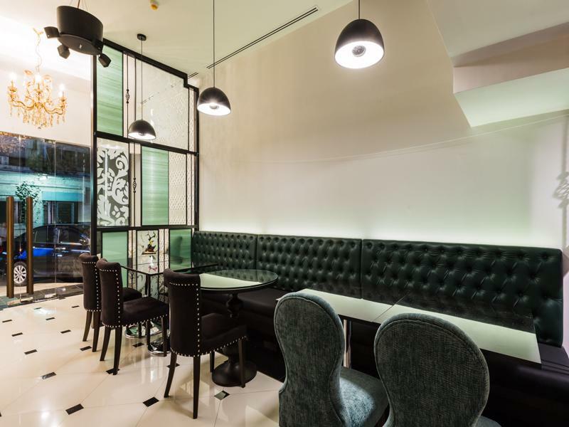 The Fah Silom Hotel Bangkok Buitenkant foto
